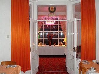 The Sandhurst 2* Blackpool